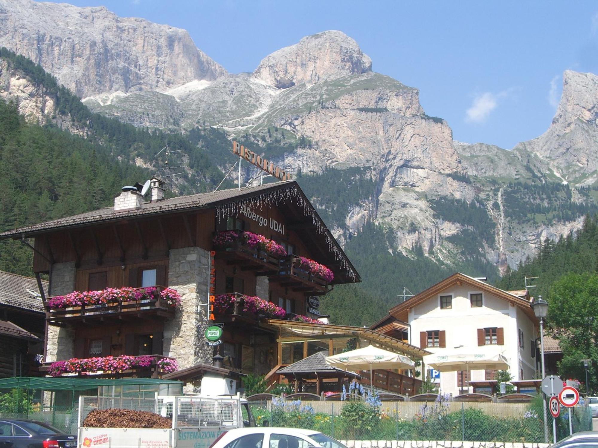 Garni Val Udai Otel Mazzin Dış mekan fotoğraf